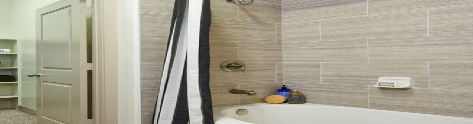 3801 Main Street, Houston, Texas 77002, 1 Bedroom Bedrooms, ,1 BathroomBathrooms,Apartment,For Rent,3801 Main Street,2401-2,1344