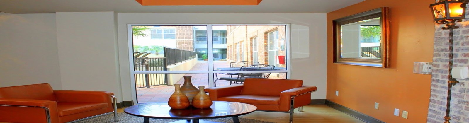 1002 Ross, Dallas, Texas 75202, 1 Bedroom Bedrooms, ,1 BathroomBathrooms,Apartment,For Rent,1002 Ross,2007-2,1345